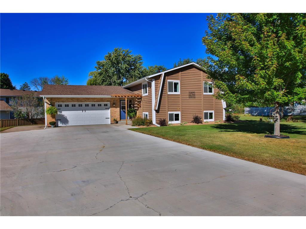 6657 Cedar Hills Drive Cannon Falls MN 55009 6651329 image1