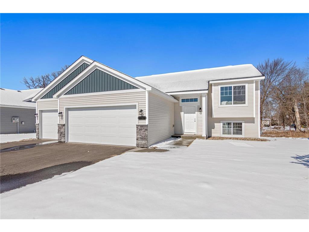 6657 Granby Street North Branch MN 55056 7040884 image1