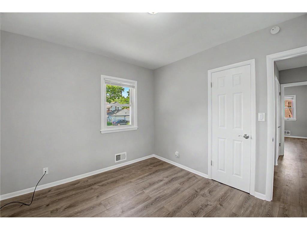 666 3rd Avenue NW New Brighton MN 55112 7086648 image10