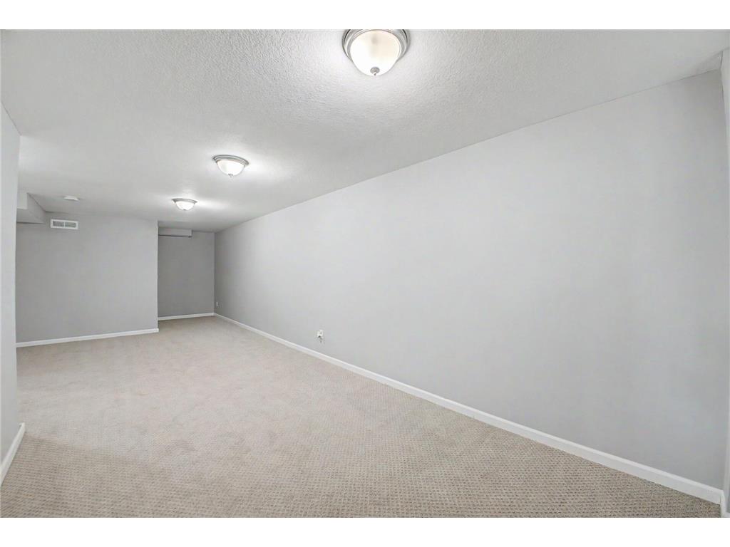 666 3rd Avenue NW New Brighton MN 55112 7086648 image14