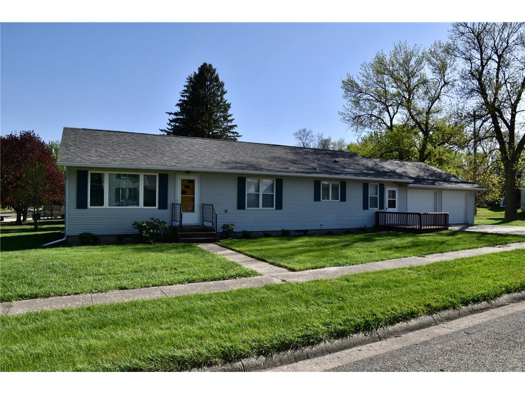 666 3rd Street Ocheyedan IA 51354 7073609 image1