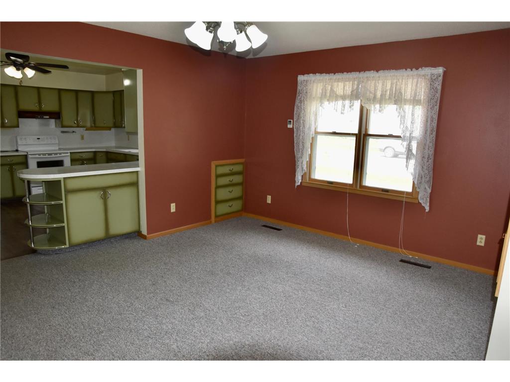 666 3rd Street Ocheyedan IA 51354 7073609 image10