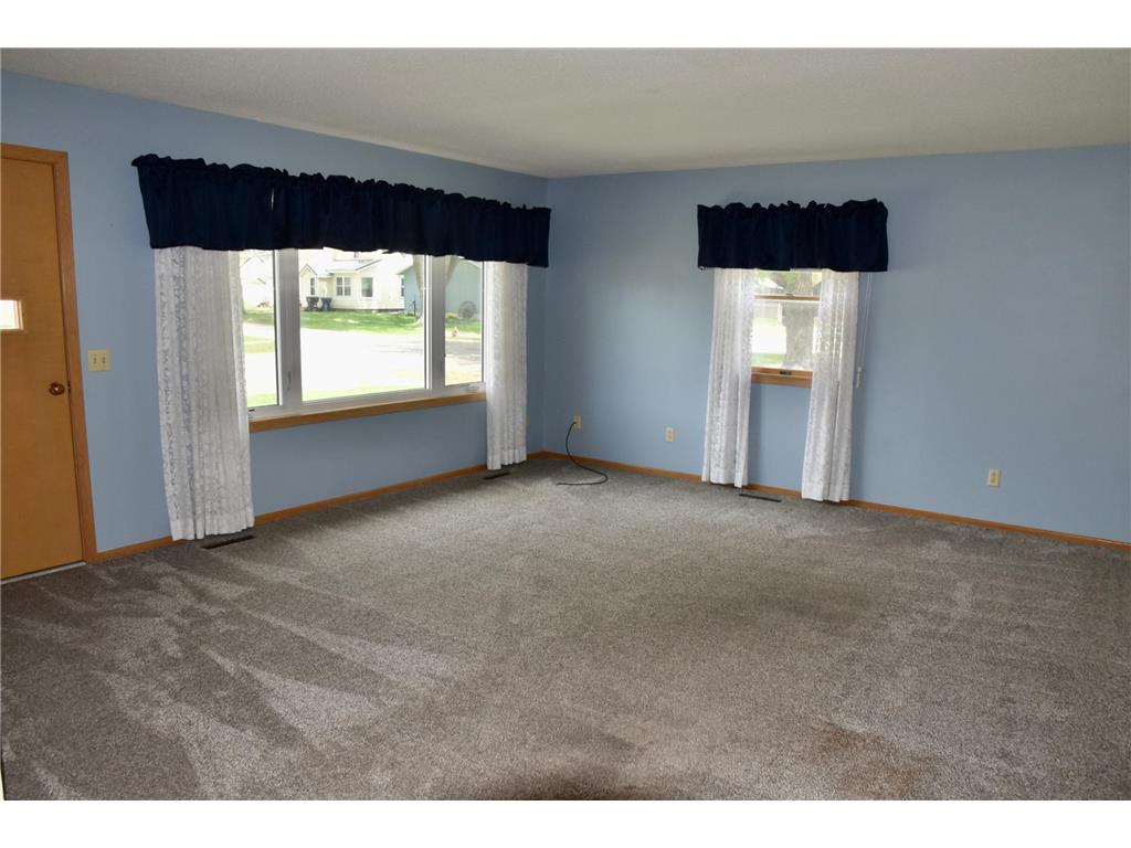666 3rd Street Ocheyedan IA 51354 7073609 image11