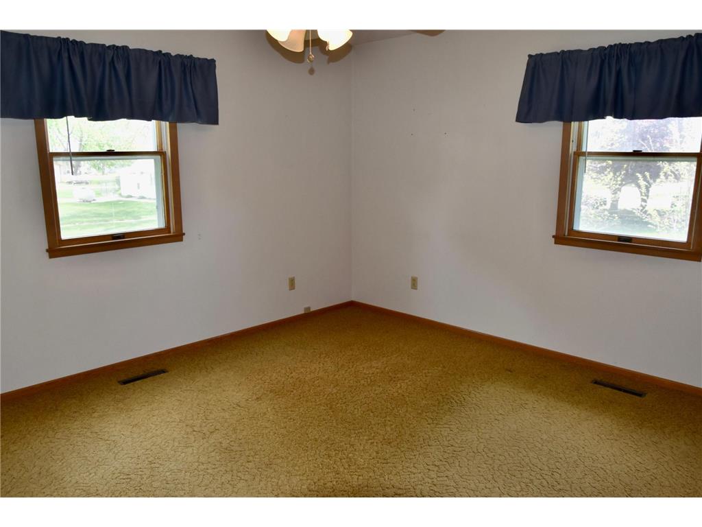 666 3rd Street Ocheyedan IA 51354 7073609 image14