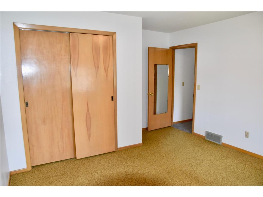 666 3rd Street Ocheyedan IA 51354 7073609 image20