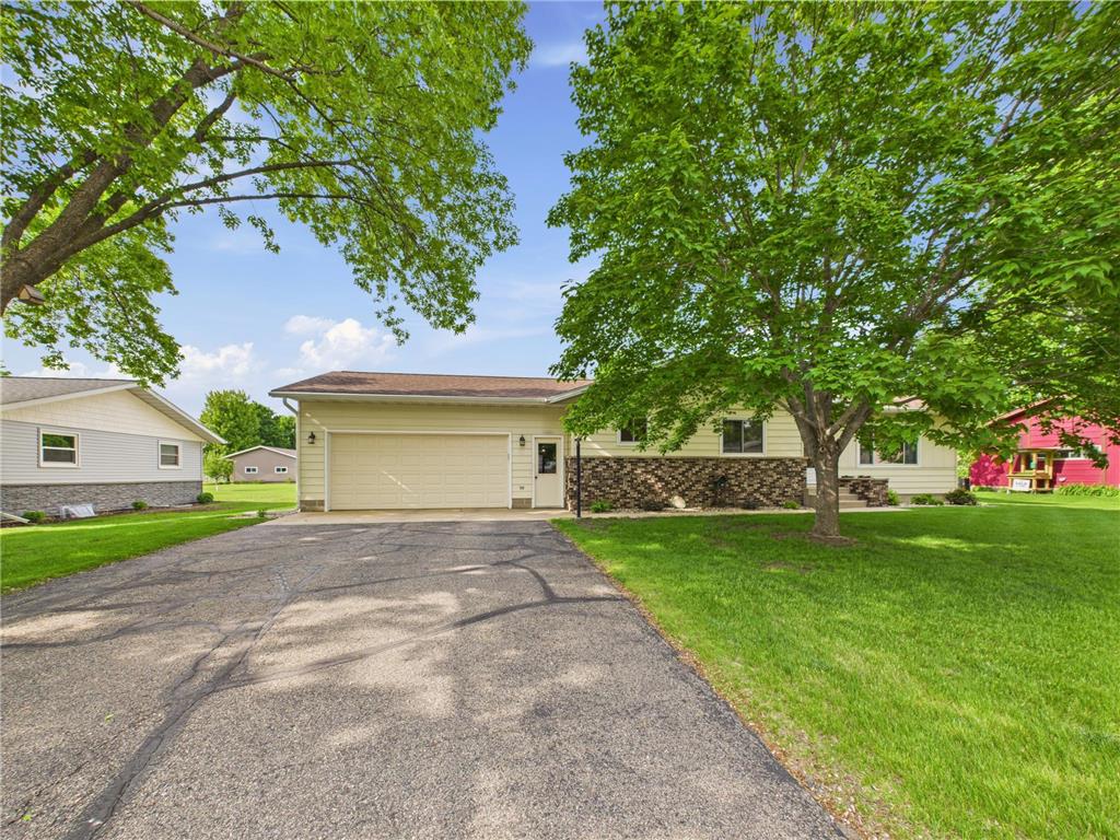 666 Elm Street Paynesville MN 56362 6729166 image1