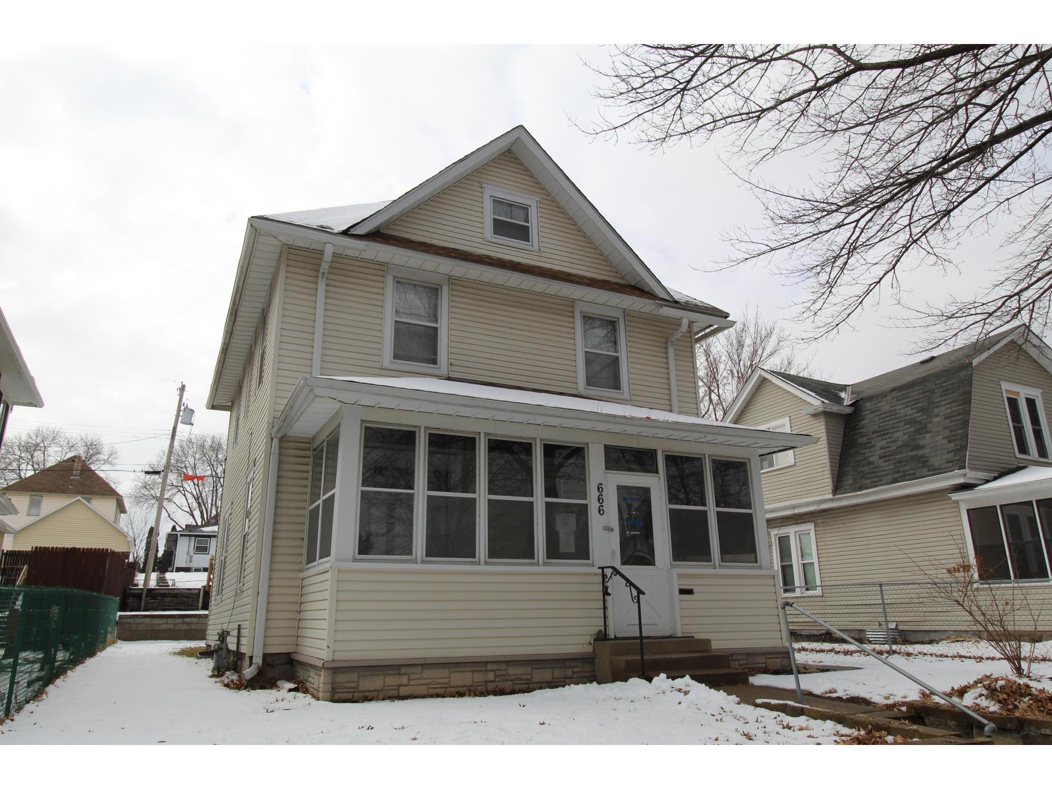 666 Fuller Avenue, Saint Paul, MN 55104 MLS 5726536 Edina Realty