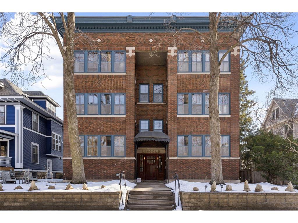 666 Lincoln Avenue #B Saint Paul MN 55105 7035442 image1