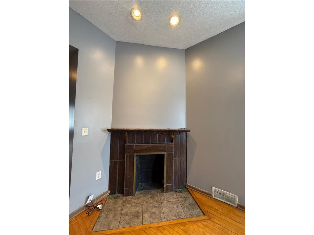 666 Sims Avenue Saint Paul MN 55106 7035480 image7