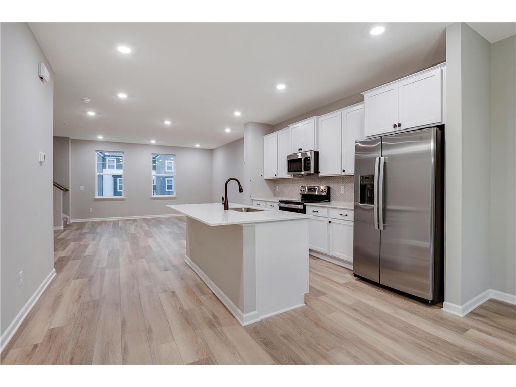 6660 Jody Avenue S Cottage Grove MN 55016 6556660 image1