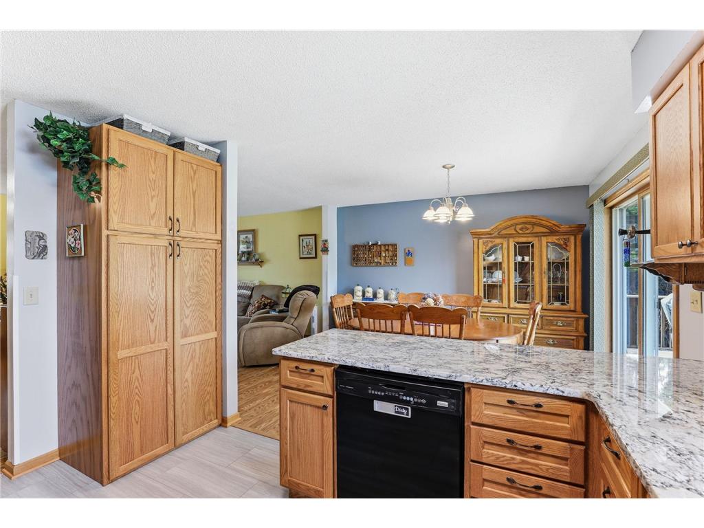 6666 12th Street N Oakdale MN 55128 7078181 image11