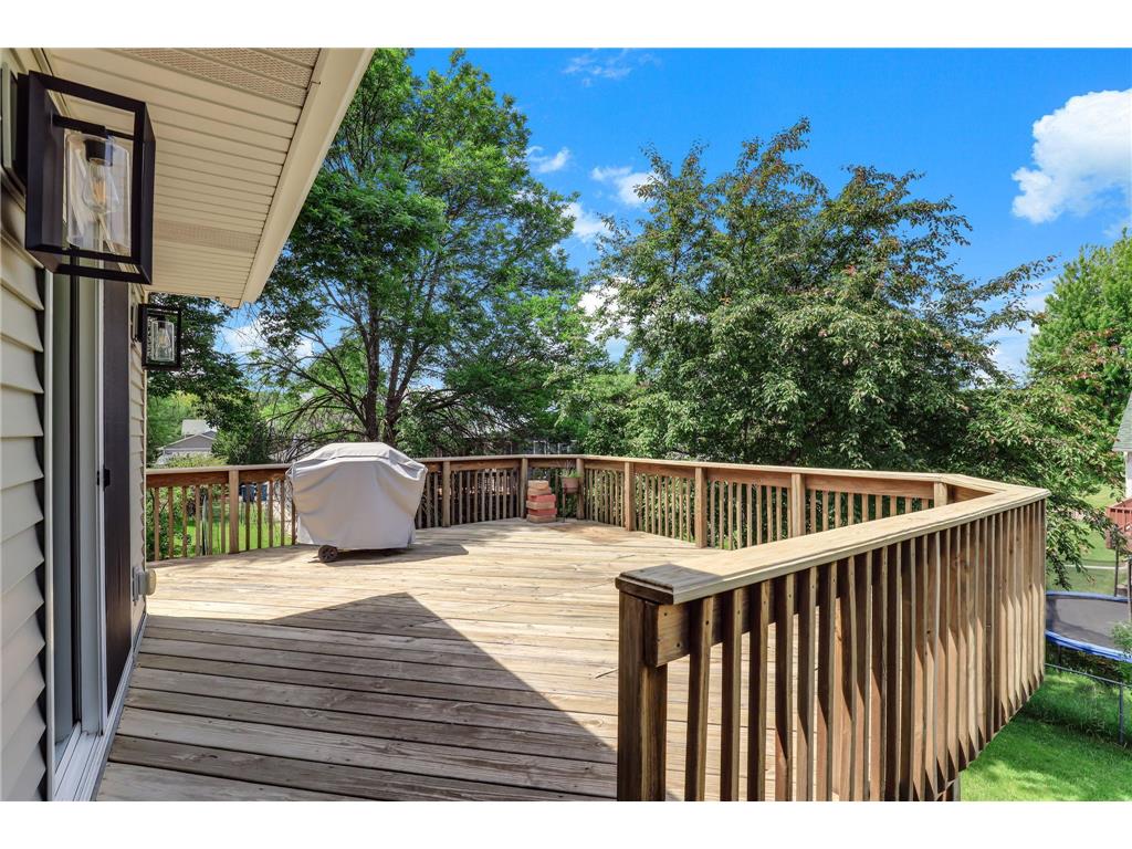 6666 12th Street N Oakdale MN 55128 7078181 image30