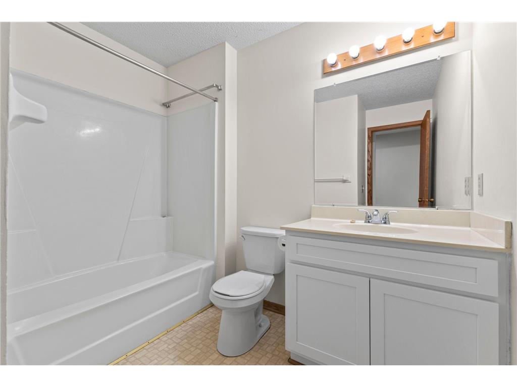 6666 Xerxes Place N Brooklyn Center MN 55430 7081533 image13