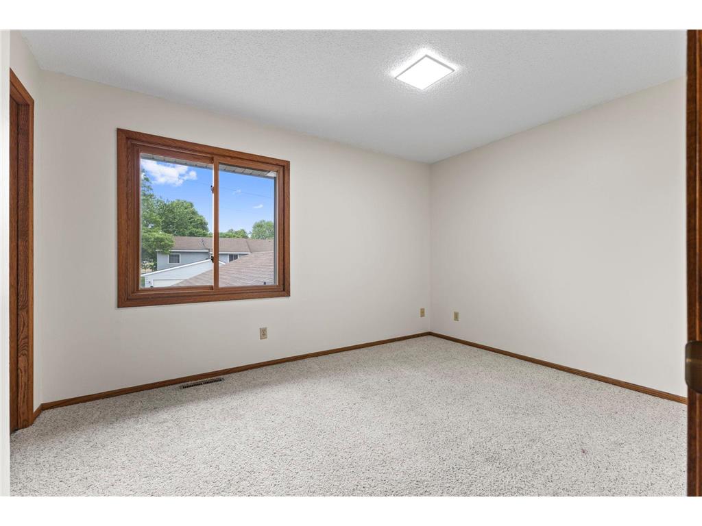 6666 Xerxes Place N Brooklyn Center MN 55430 7081533 image14