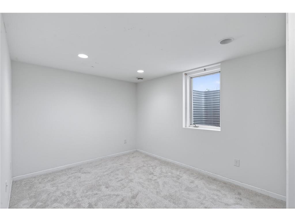 667 Aurora Avenue Saint Paul MN 55104 7058977 image20