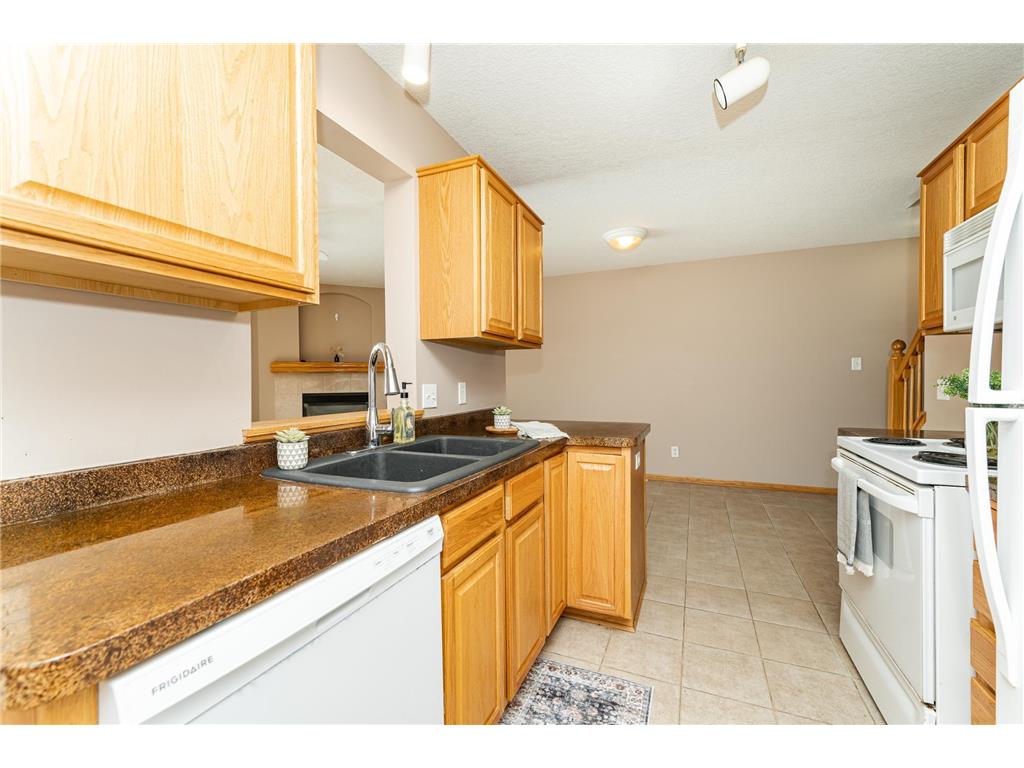 667 Shardlow Place NE Byron MN 55920 7010253 image11