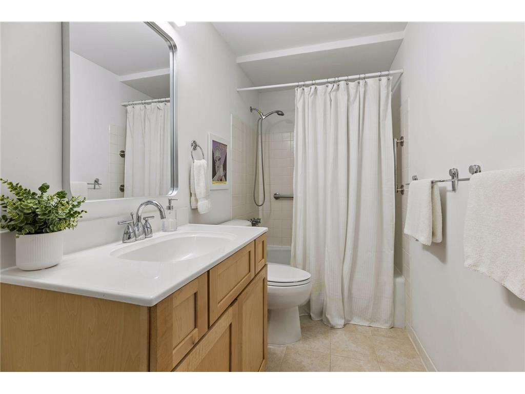 6670 Vernon Avenue S #103 Edina MN 55436 7086374 image27