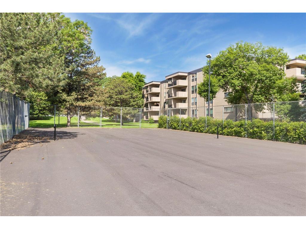 6670 Vernon Avenue S #103 Edina MN 55436 7086374 image39