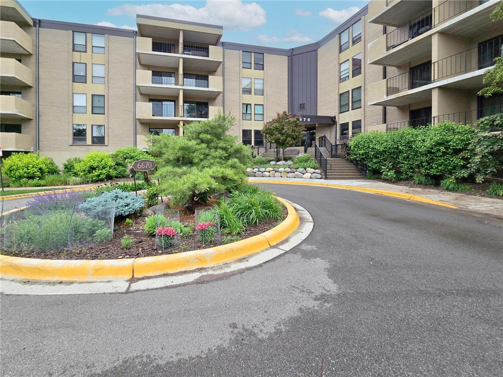 6670 Vernon Avenue S #311 Edina MN 55436 6739622 image1