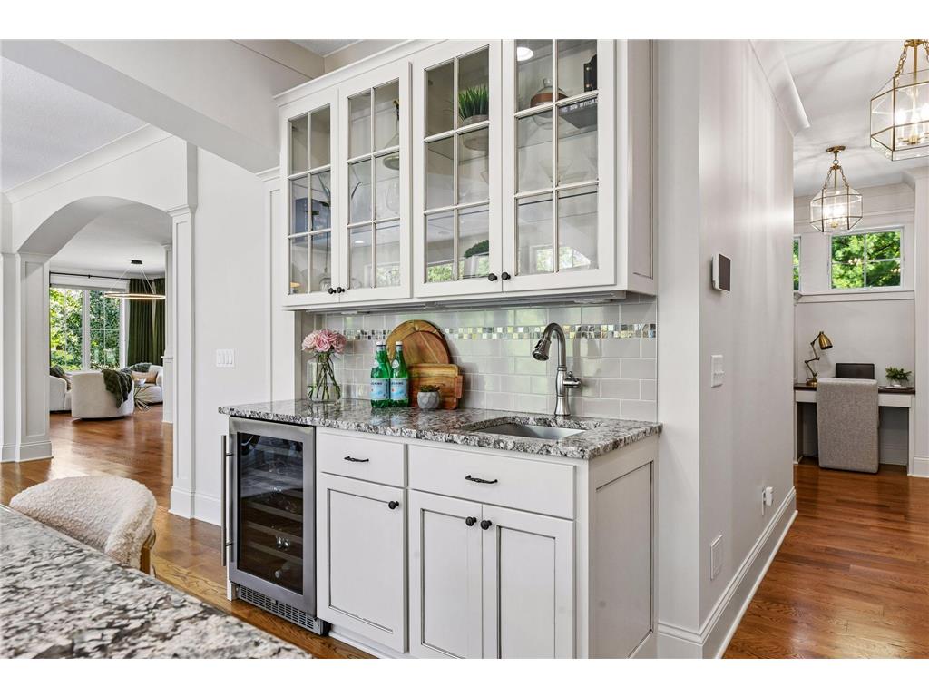 6671 Amberwood Lane Chanhassen MN 55317 7061945 image21
