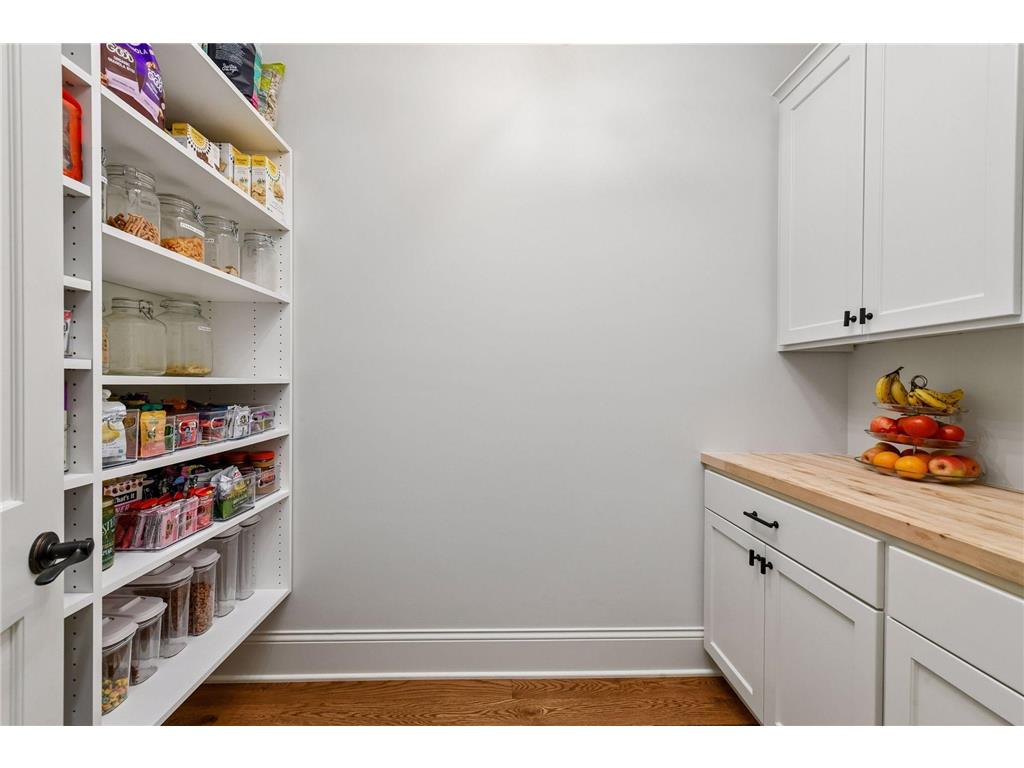 6671 Amberwood Lane Chanhassen MN 55317 7061945 image22