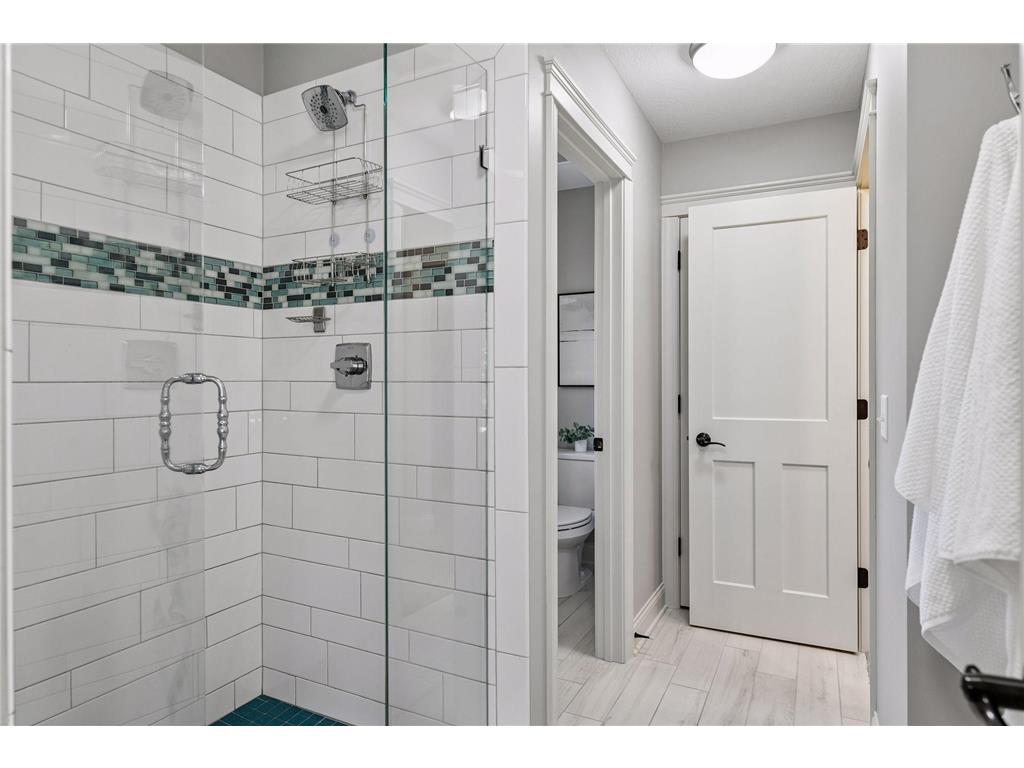 6671 Amberwood Lane Chanhassen MN 55317 7061945 image37