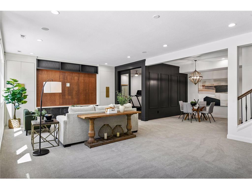 6671 Amberwood Lane Chanhassen MN 55317 7061945 image47