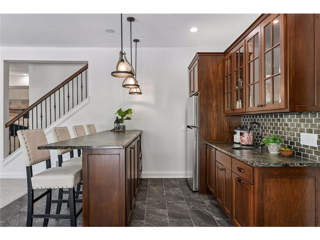 6671 Amberwood Lane Chanhassen MN 55317 7061945 image57