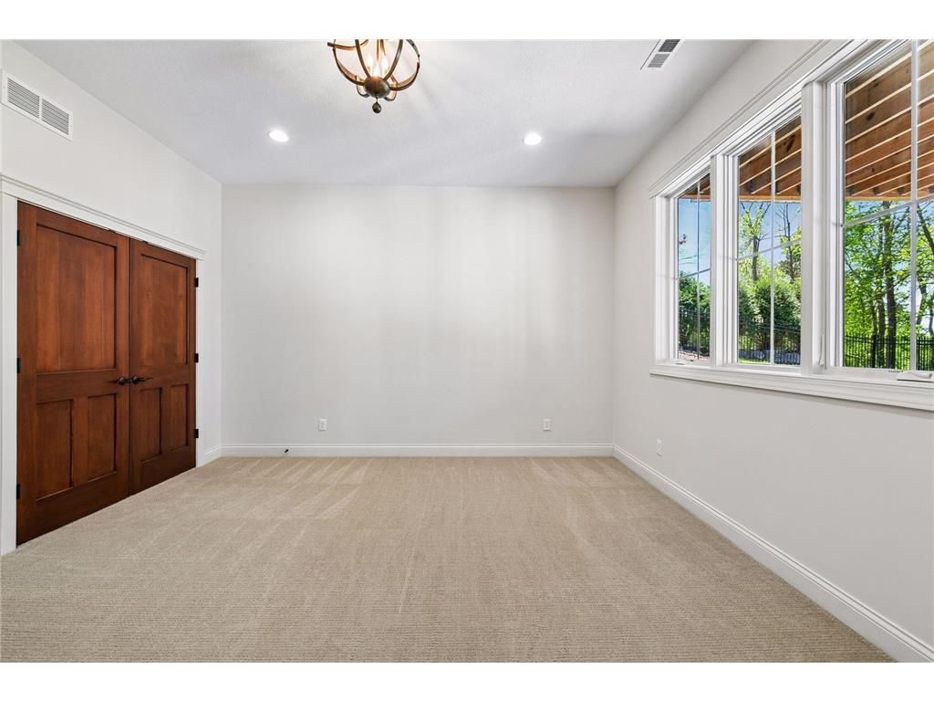 6671 Amberwood Lane Chanhassen MN 55317 7061945 image58