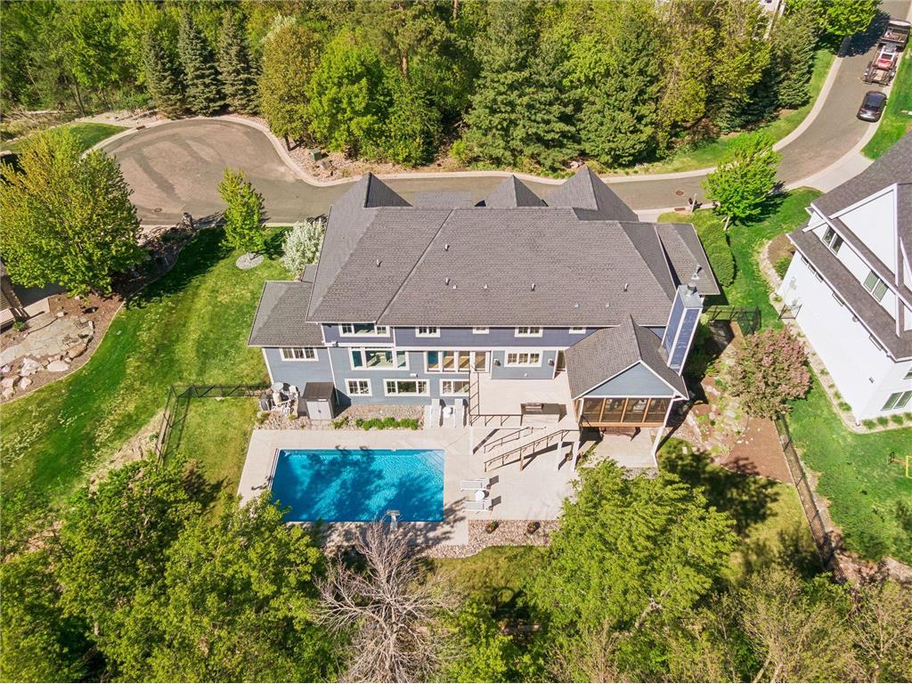 6671 Amberwood Lane Chanhassen MN 55317 7061945 image72