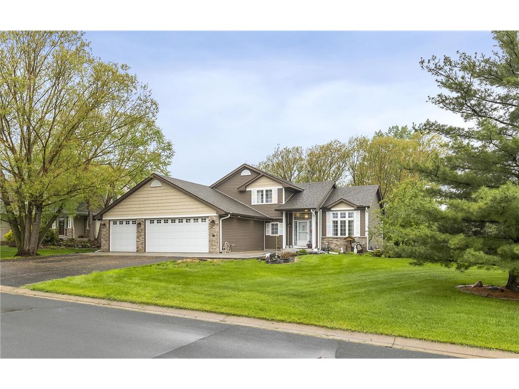 6673 Lacasse Circle, Lino Lakes, MN 55038 MLS 6369181 Edina Realty