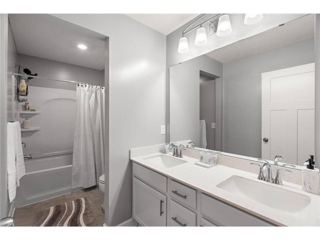 6674 Annabelle Court Corcoran MN 55340 7029091 image25