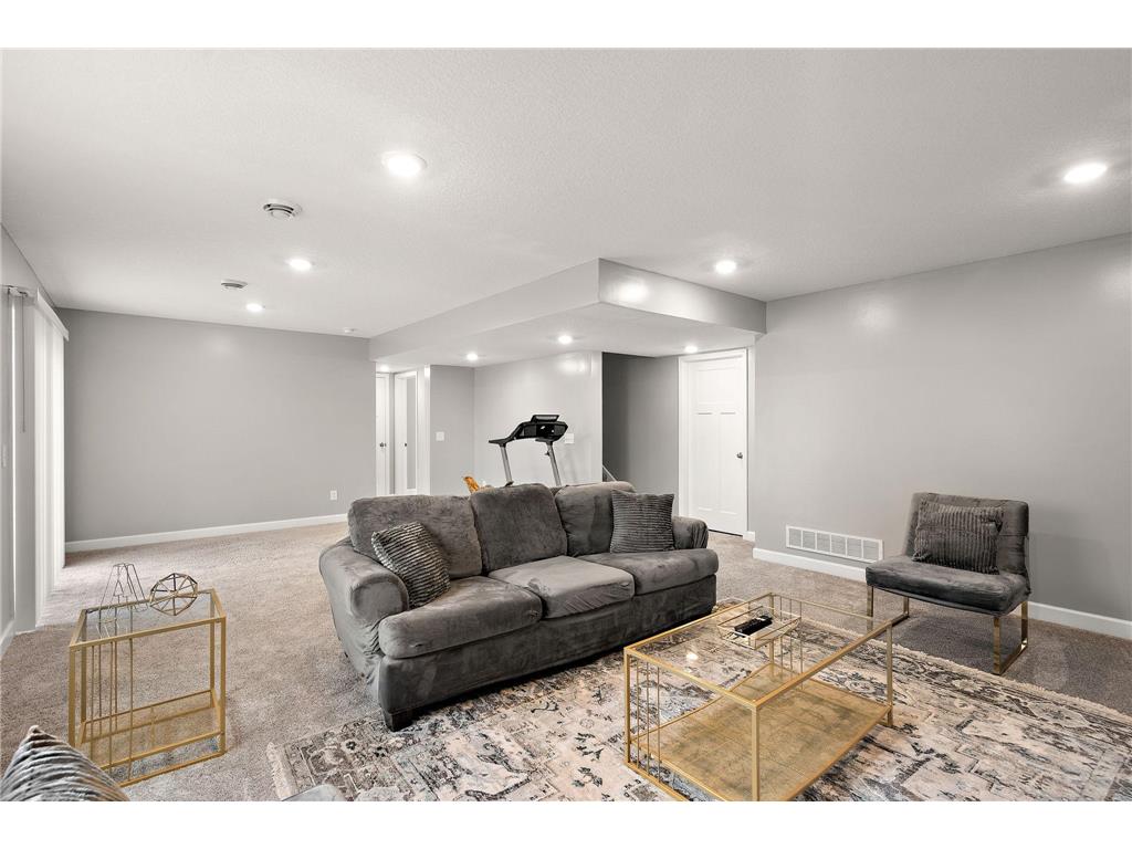 6674 Annabelle Court Corcoran MN 55340 7029091 image28