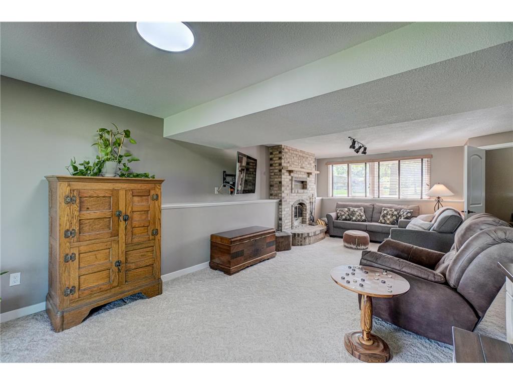 6676 Sandlewood Road Woodbury MN 55125 7070230 image17