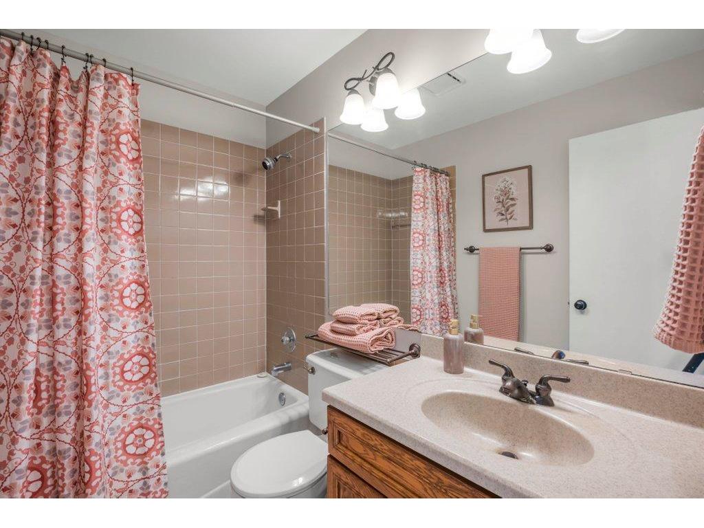 6677 Countryside Drive Eden Prairie MN 55346 7015656 image15