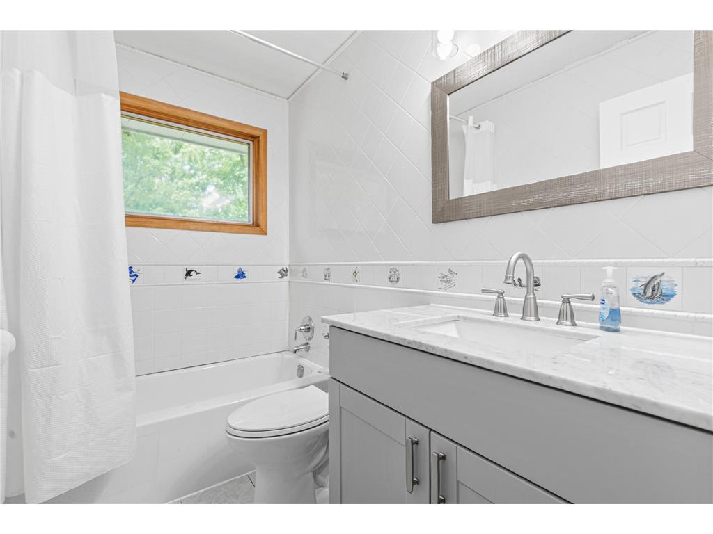 6678 166th Street W Lakeville MN 55068 6767170 image22