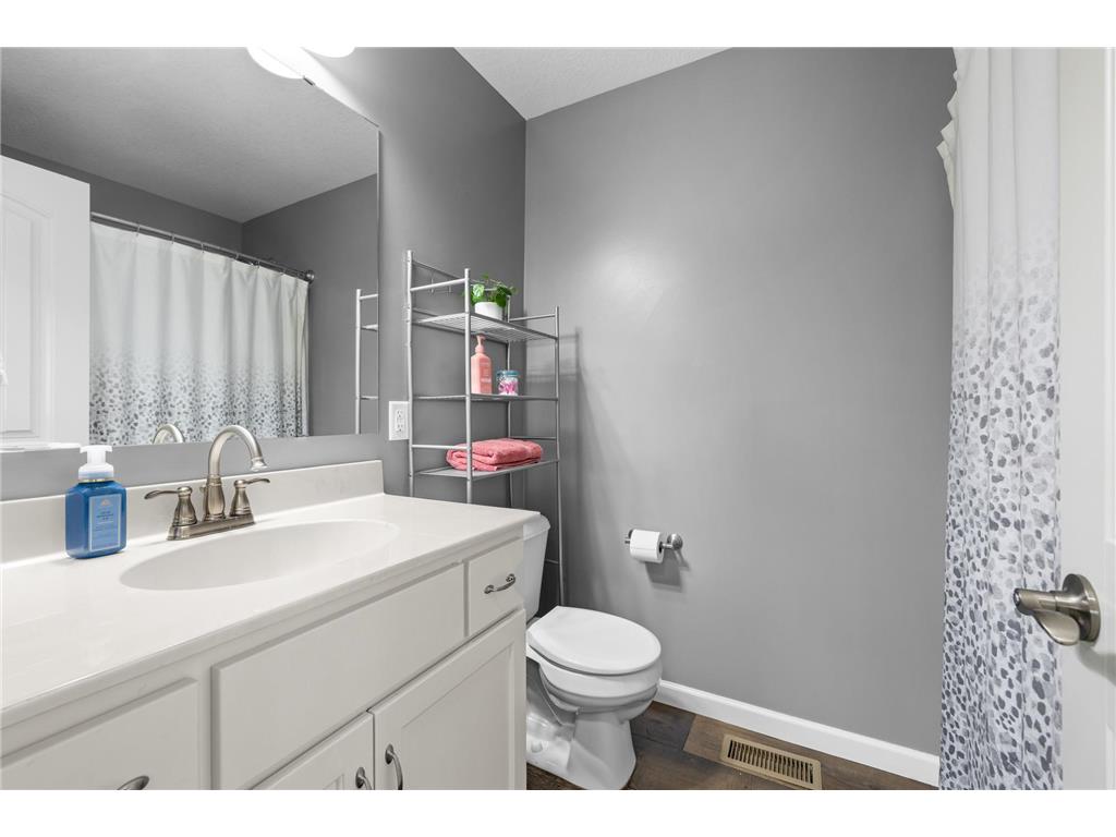 6679 210th Street W Farmington MN 55024 7098886 image34