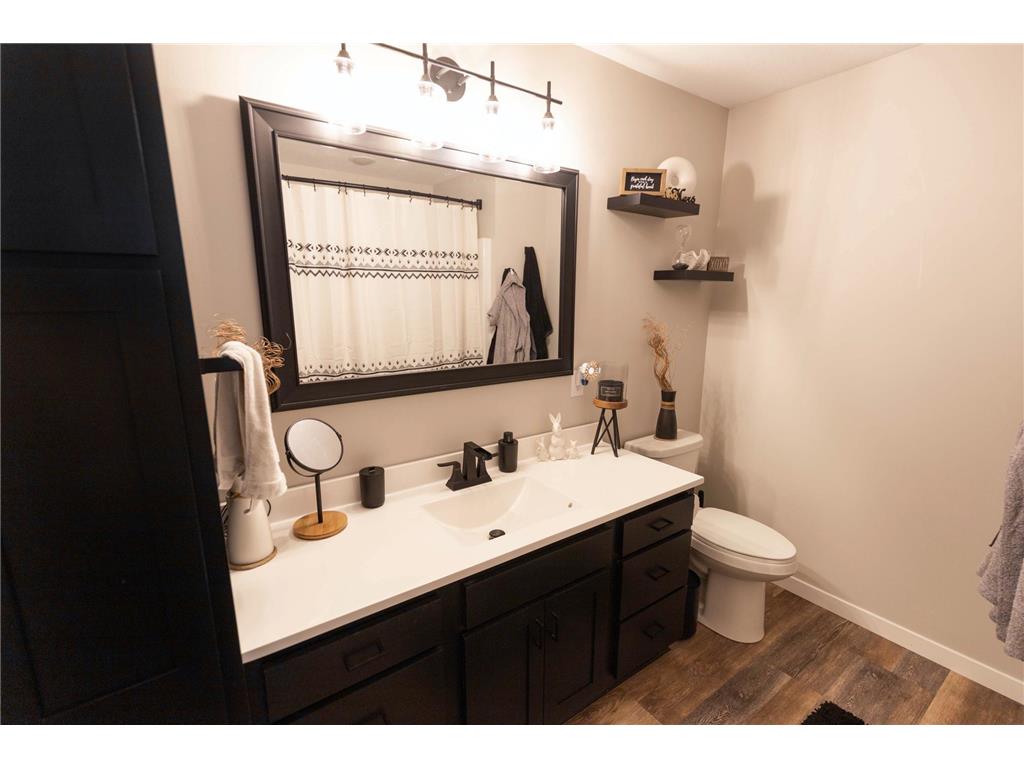 6679 378th Street North Branch MN 55056 7090382 image10