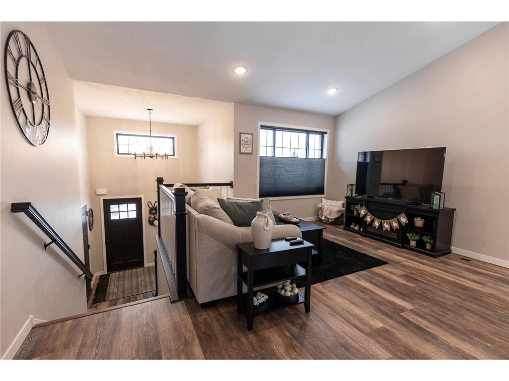 6679 378th Street North Branch MN 55056 7090382 image4