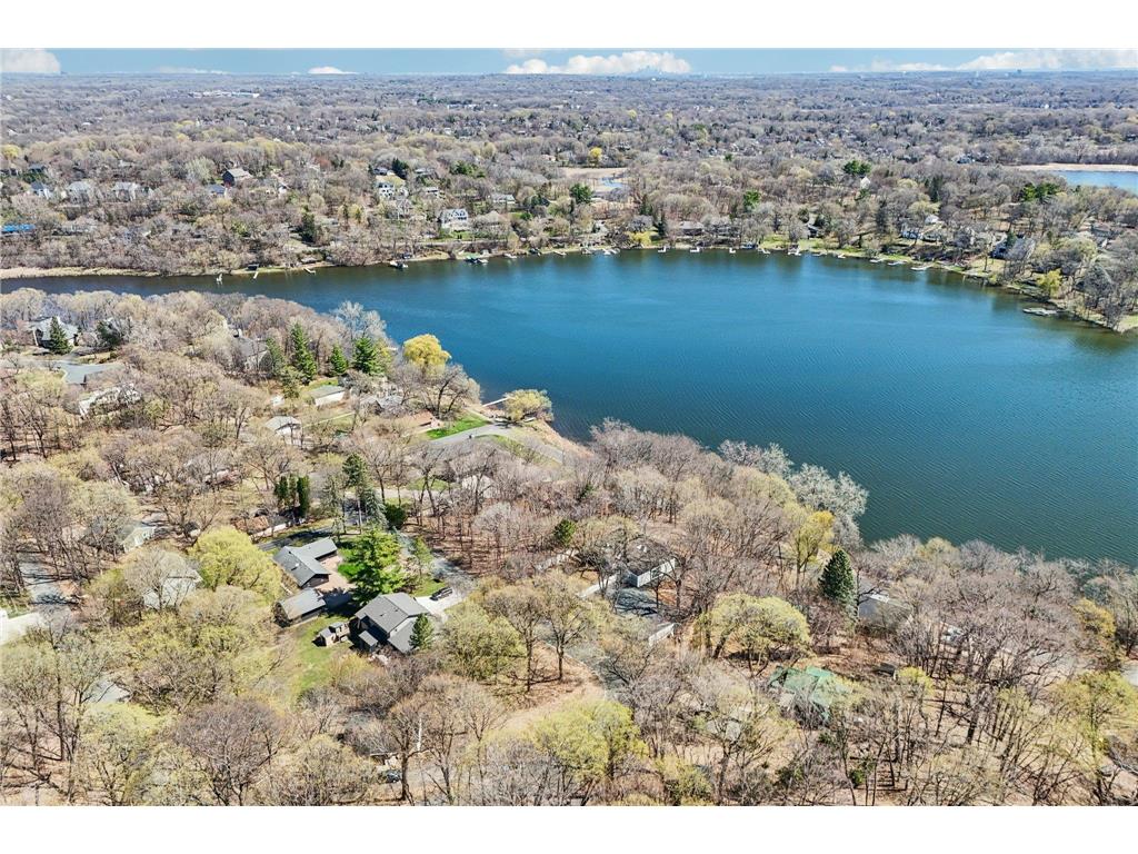 6679 Mohawk Drive Chanhassen MN 55317 - Lotus Lake 7057340 image1