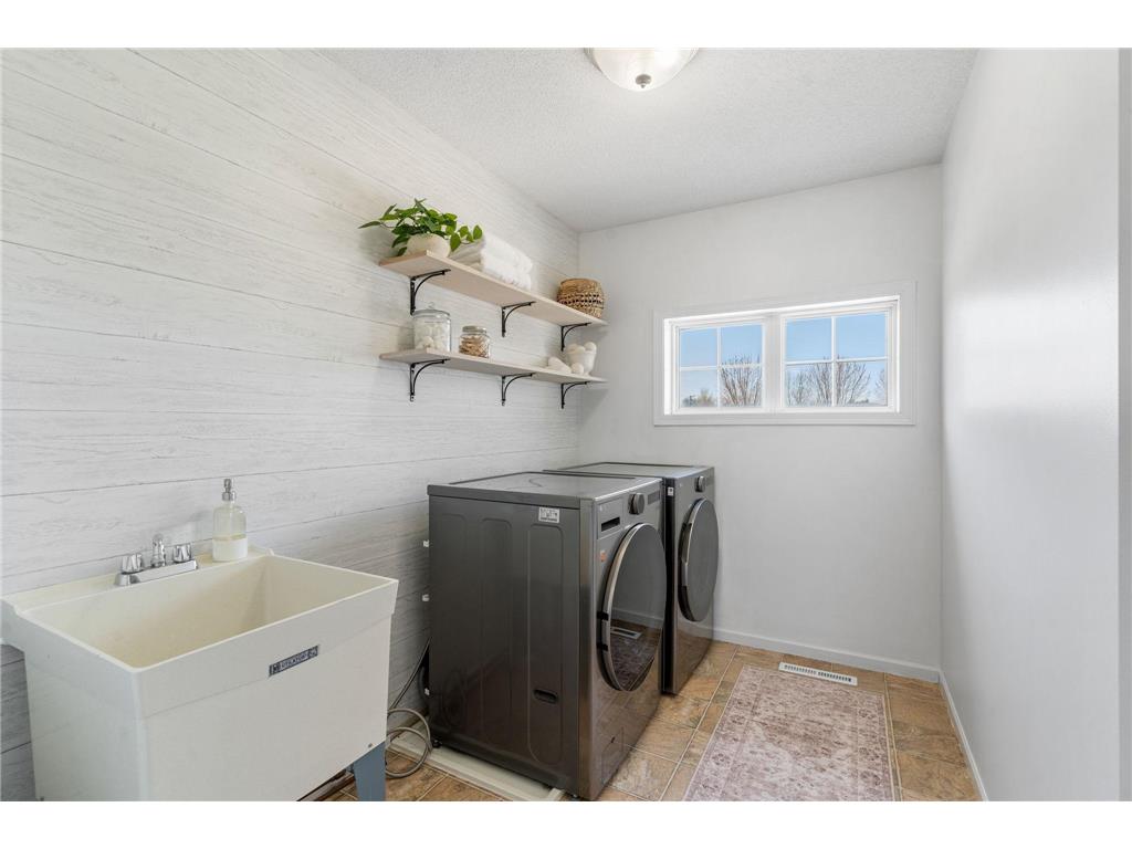668 Newberry Lane Chaska MN 55318 7059536 image24