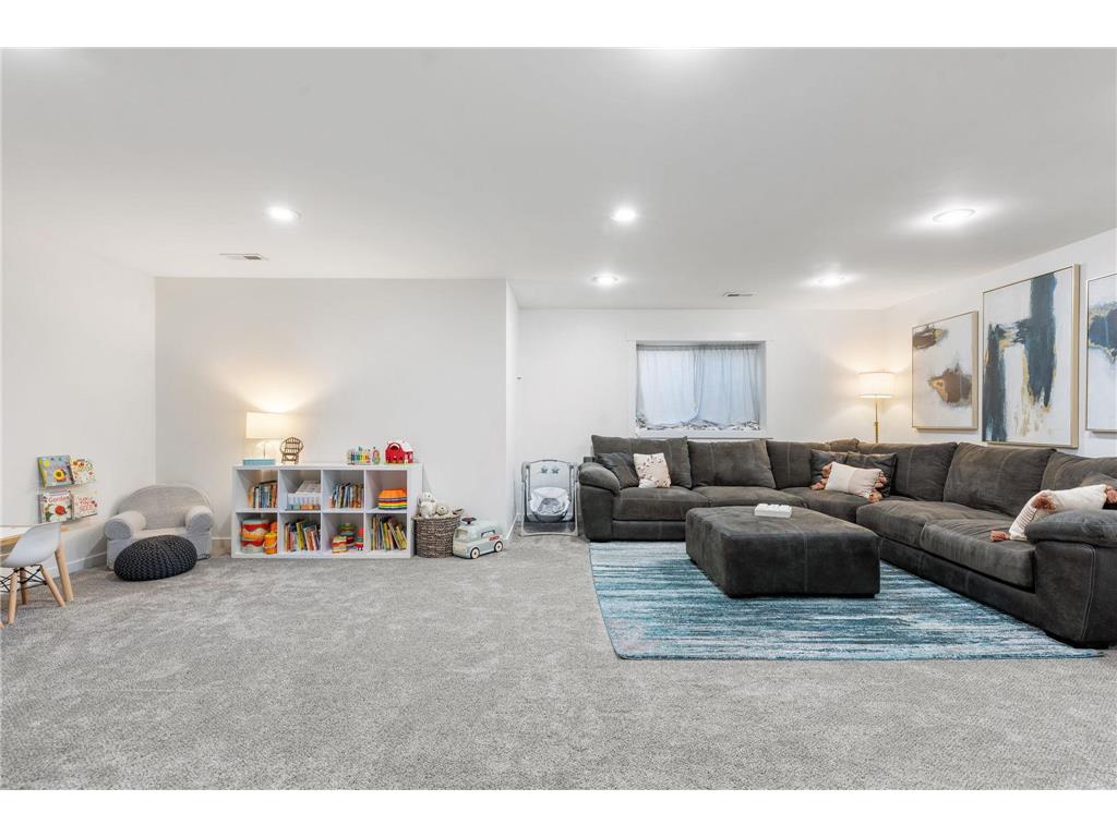 668 Newberry Lane Chaska MN 55318 7059536 image28