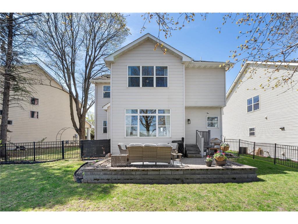 668 Newberry Lane Chaska MN 55318 7059536 image36