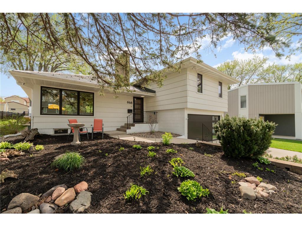 668 Woodlawn Avenue, Saint Paul, MN, 55116 MLS 6367534 Edina Realty