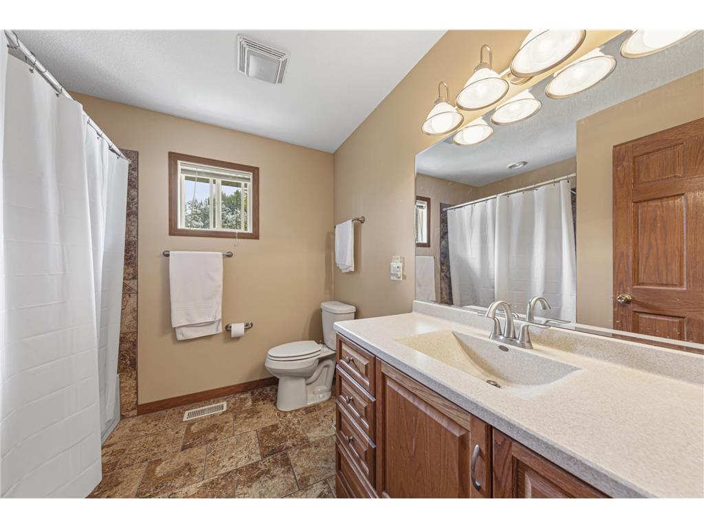 6680 Upper 167th Street W Lakeville MN 55068 7044546 image12