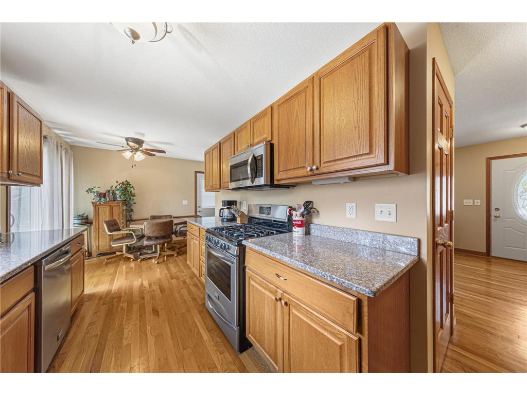 6680 Upper 167th Street W Lakeville MN 55068 7044546 image7