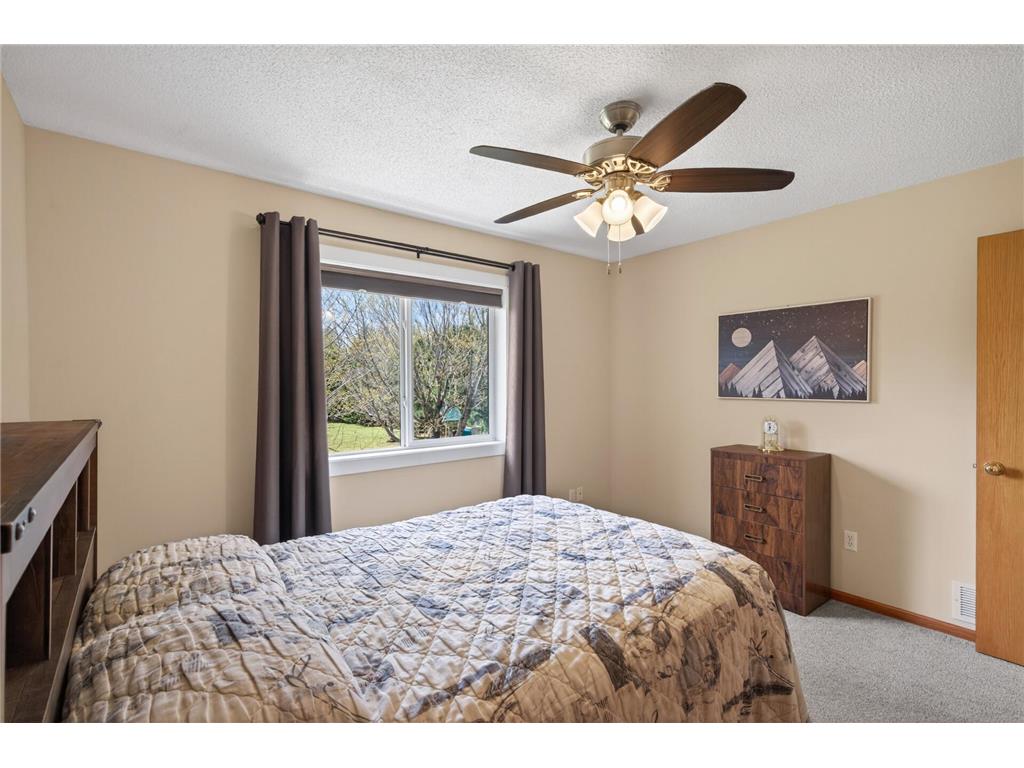 6685 404th Street North Branch MN 55056 7067718 image22