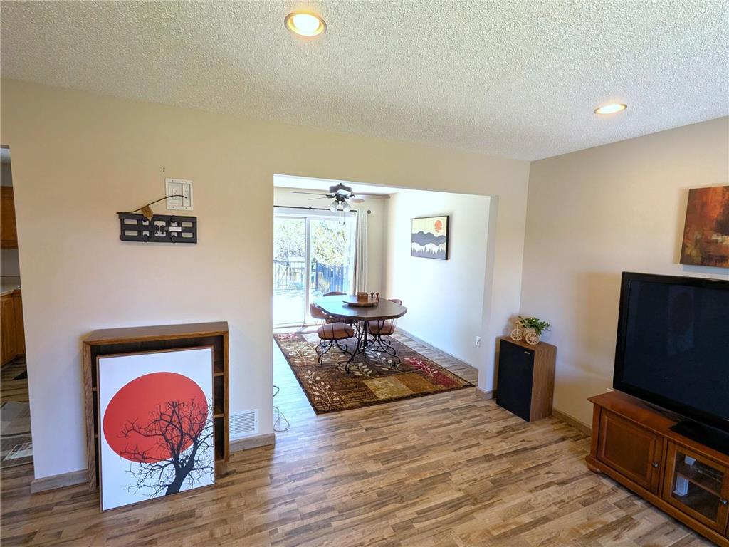 6685 404th Street North Branch MN 55056 7067718 image9