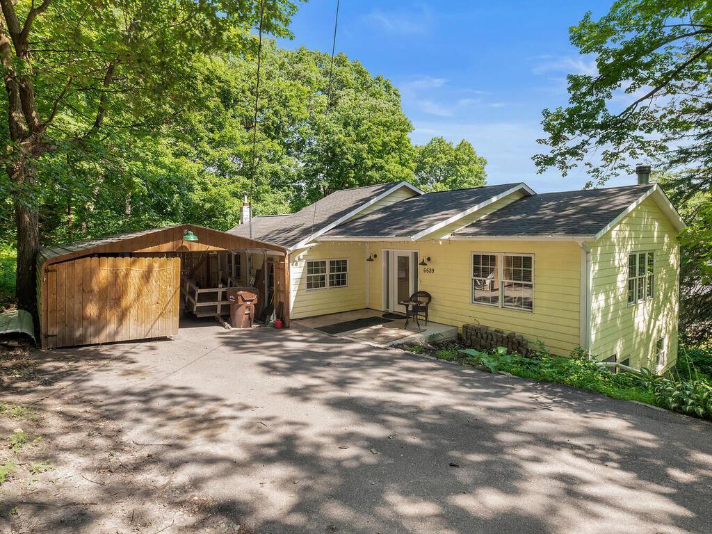 6689 Pawnee Drive, Chanhassen, MN, 55317 MLS 6234968 Edina Realty