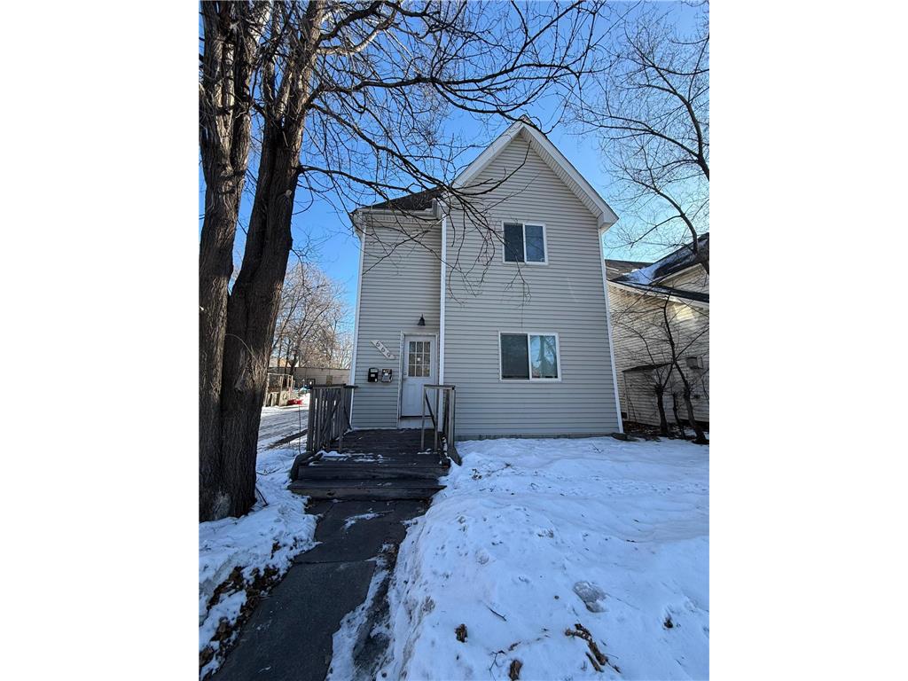 669 Old Highway 8 NW New Brighton MN 55112 7033612 image1